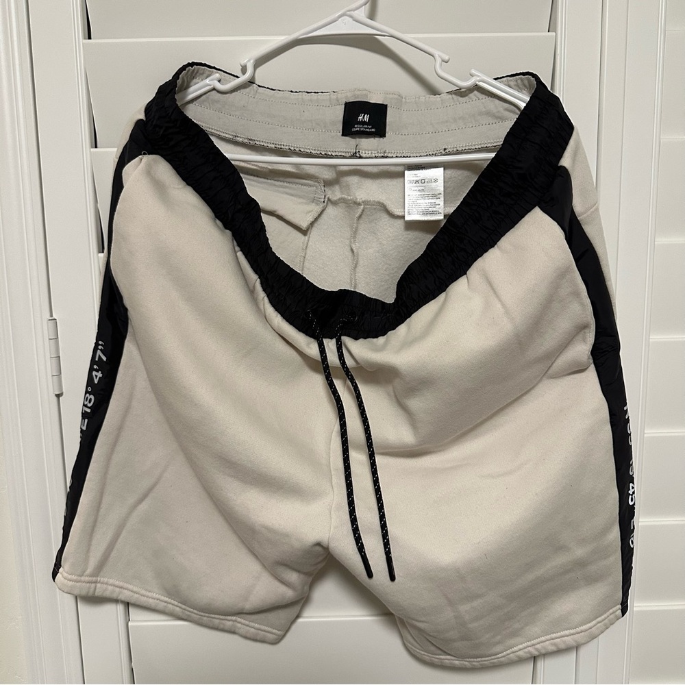H&M shorts (NWOT)